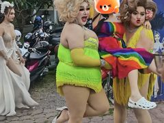 -西蒙人妖秀