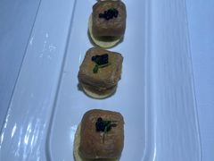 鱼子酱呈坎毛豆腐-半勺·新徽菜(银泰城店)