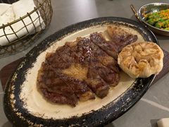 -Mogul Eatery·大亨餐酒馆