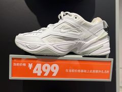 -NIKE上海青浦换季优惠店