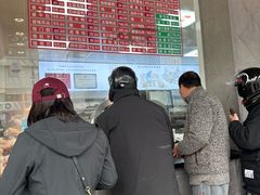 -陆稿荐观前街店