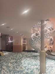 -奈尔宝家庭中心·亲子餐厅(鄞州万达店)