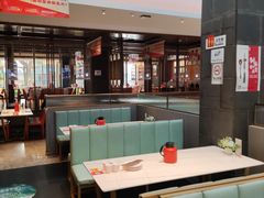 -阿瓦山寨·湘菜现炒·剁椒鱼头王(咸阳总店)