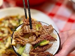 -洪霞餐馆·川菜·鲜货现炒(两江春城店)