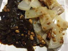 -屯老二农家铁锅炖·行业领军者(梅江店)