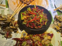 -寂寞的豆芽 烧烤酒场(丽景店)