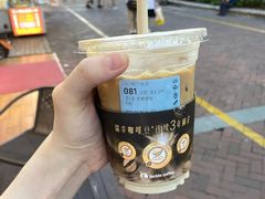 -瑞幸咖啡(同和金铂天地店)
