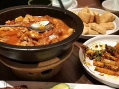 -云海肴·汽锅鸡·云南菜(天山百盛优客店)