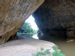 -英德宝晶宫天鹅湖茶语温泉