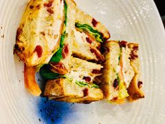 -巴黎贝甜(大宁国际商业广场店)