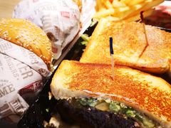 -The Habit Burger Grill 哈比特汉堡(复兴soho店)
