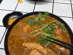 -肥汁米蘭香港米线(长宁来福士店)