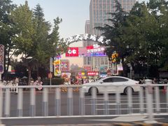 -大学城夜市