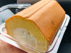 轻芝士蛋糕卷-拢香糕点(万达店)