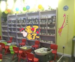 -泥娃娃DIY陶吧(易生活购物公园店)