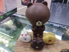 -LINE FRIENDS Garosu-gil Flagship Store