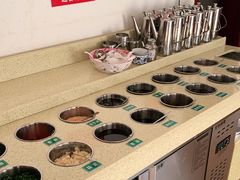 自助调料区-重庆秦妈火锅(全国连锁五台山店)