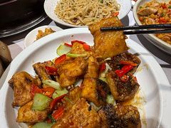 -客家大院·非遗赣南客家菜(郁孤台店)