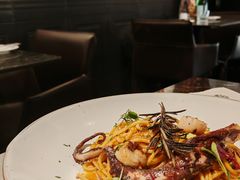 -LESCEDARS Brasserie Bistro香柏树