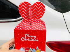 -蓝鲸奇亲子游泳俱乐部