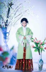 -九月鹰飞汉服摄影工作室