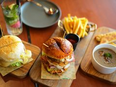 超厚芝士牛肉汉堡-魏斯理汉堡(西安沣东吾悦店)