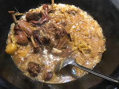 -鱼窝棚柴火铁锅炖(富山屯店)