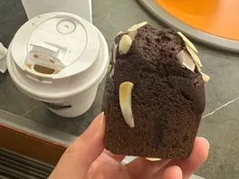巧**芬