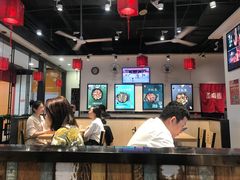 大堂-歪嘴香鸡公煲(大连佳兆业店)