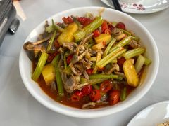 -独一佳老胡湘菜馆(矿山路店)