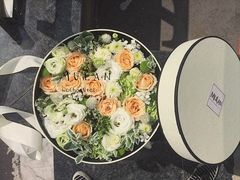 花盒-花木兰花艺MULAN(温馨花园店)