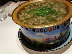 韭花汆羊肉-和和小厨