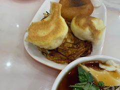 -兴隆水煎包(学院路分店)