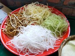 -扎起市井老火锅(乐山总店)