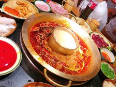 -王婆乔鲜鱼自助火锅(蜀汉路店)