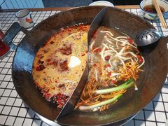 -董眼镜火锅(洪崖洞总店)