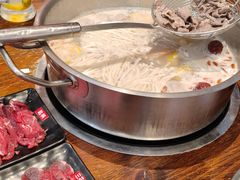 -八宝牛潮汕鲜牛肉火锅(净月店)