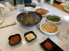 彝家酸辣汤-浮何烤铺(桐梓林店)