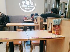 -小杨生煎(金山百联购物中心3楼店)