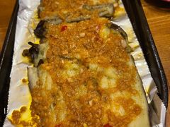 茄子-老东镇啤酒屋海鲜加工·蒸汽海鲜·海鲜烧烤(台东店)