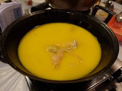 -鲜入围煮花胶鸡海鲜火锅