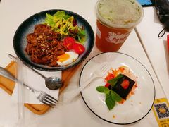 蓝带牛肉饭-艾薯夫妇Aysh(红山店)