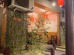 -三道苗苗鱼·美蛙黄辣丁(八里店)