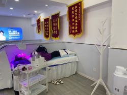 -蕾特恩专业祛痘·皮肤管理