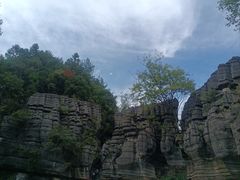 -梭布垭石林景区