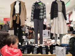 门面-优衣库(珠海华发商都店)