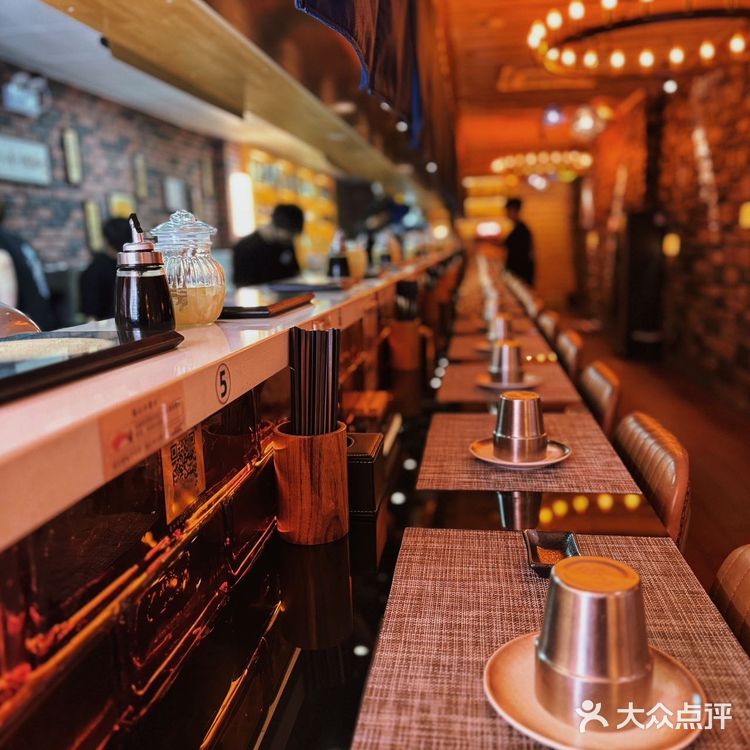 北京还是太超前了,我居然吃到了麻婆豆腐寿司!