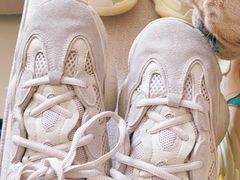 -京伟修鞋洗鞋奢侈品皮具护理店