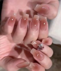 -初心纹眉洗眉·美睫专业店