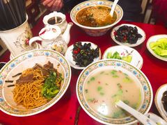 -金杨拉面王小吃面馆·牛三宝面·红烧牛肉粉